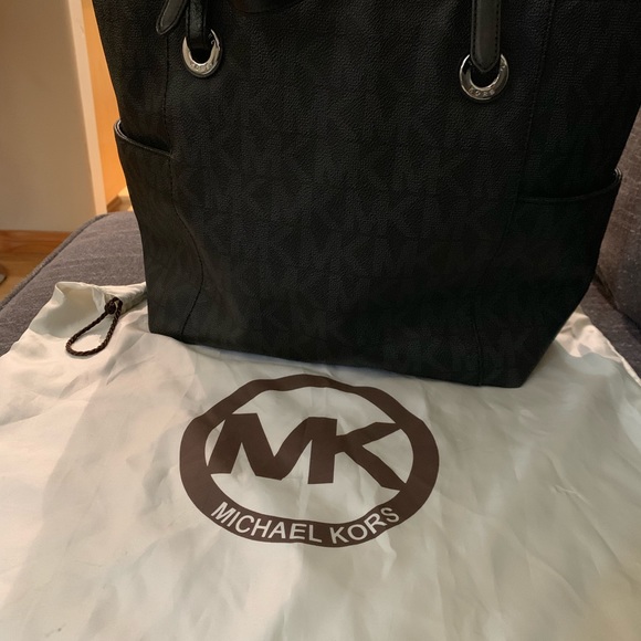Black Michael Kors Leather Tote Bag - Picture 3 of 7